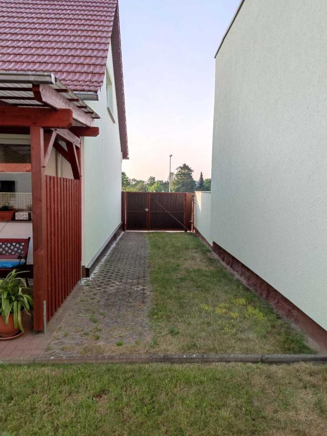 Ferienwohnungen Peters Korswandt Extérieur photo